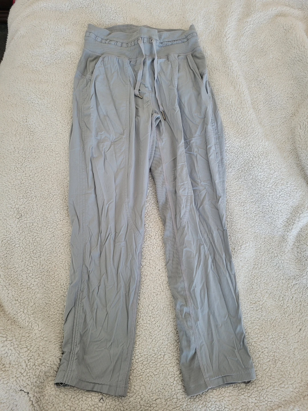 Lululemon yoga pants size 2 - photo 4