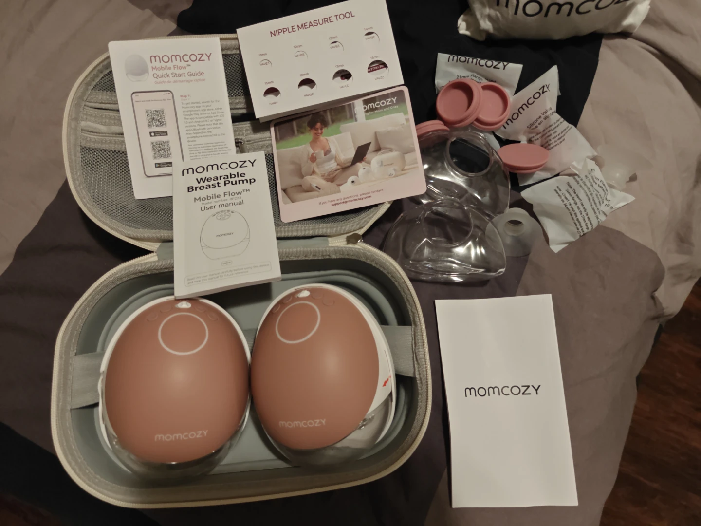 Momcozy Mobile Flow Wearable Breast Pump - photo 2