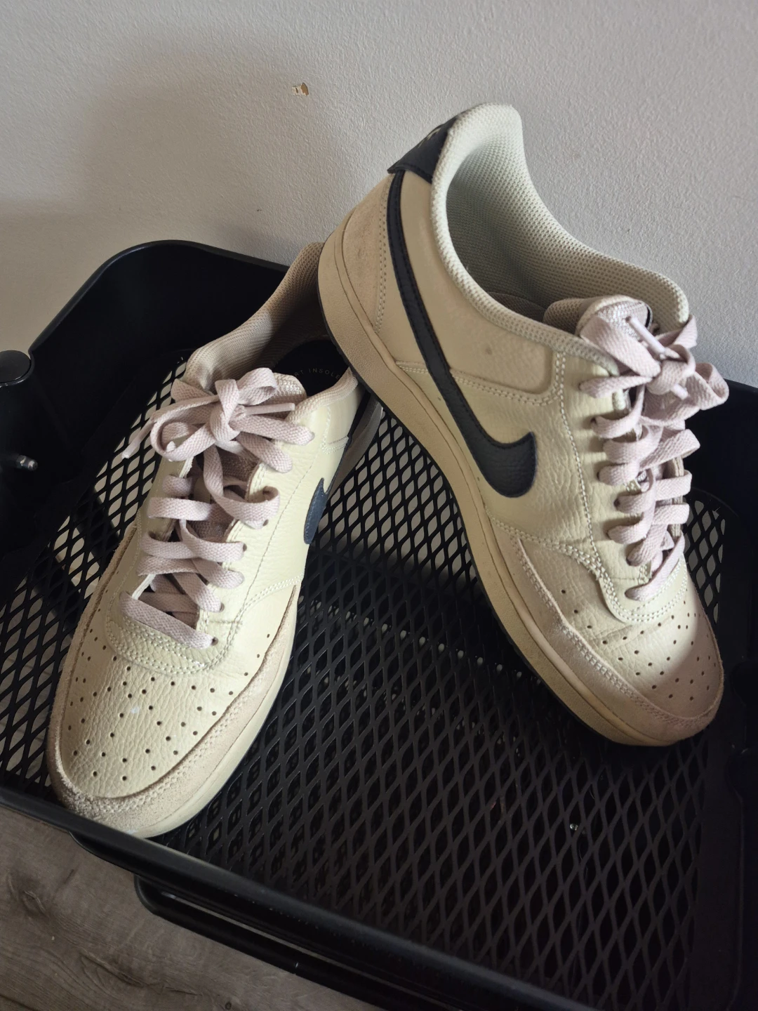 Nike Women's Sneakers Size 10 US
