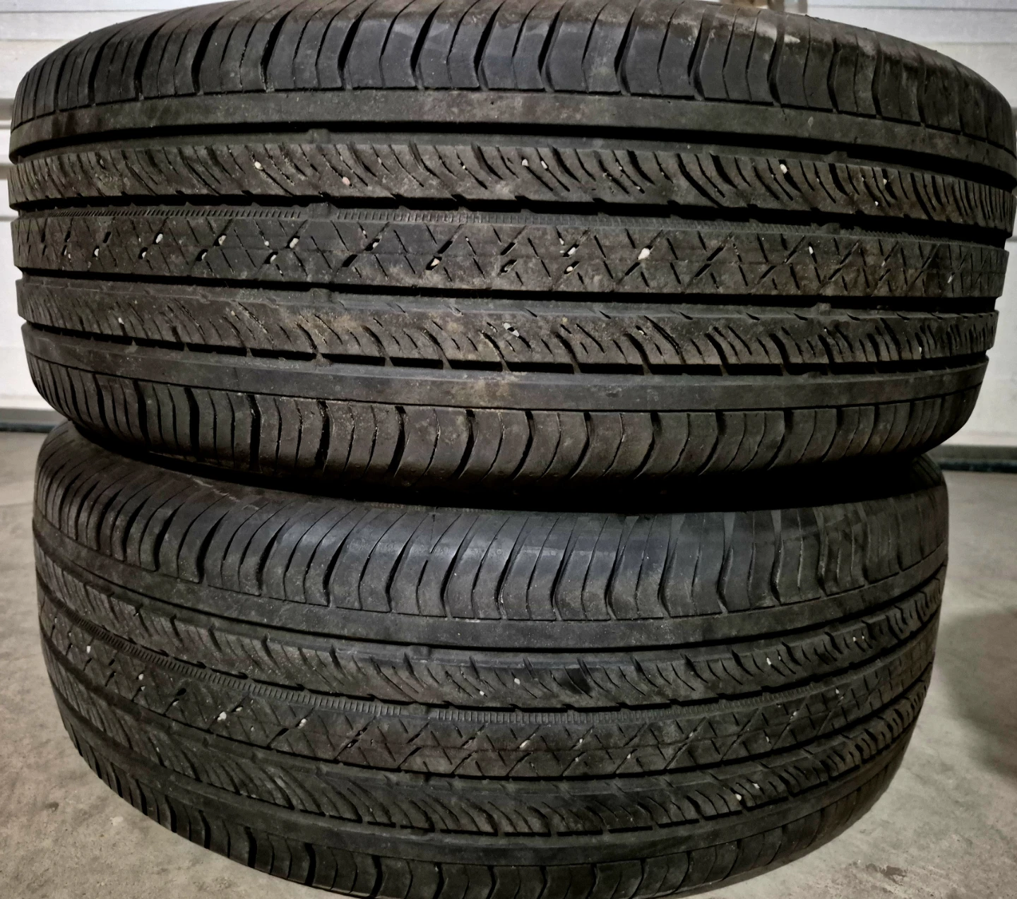 Very Good Pair of 2 Tires Size 225 60 R17 M+S *REAL DEAL*