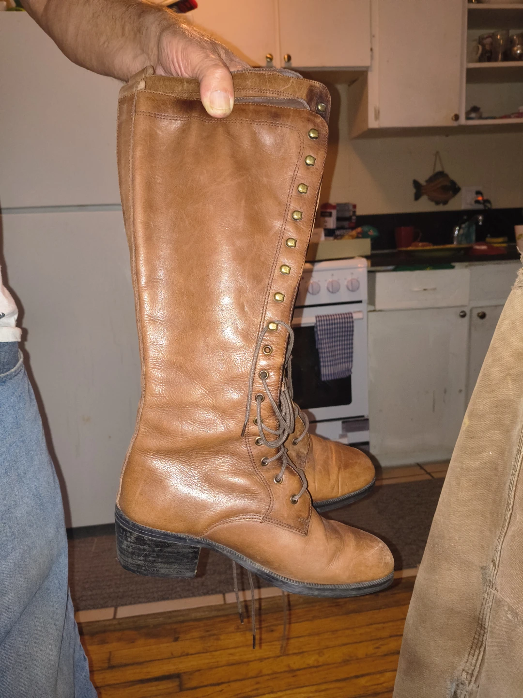 WOMAN SIZE 10 BROWN LEATHER BOOTS