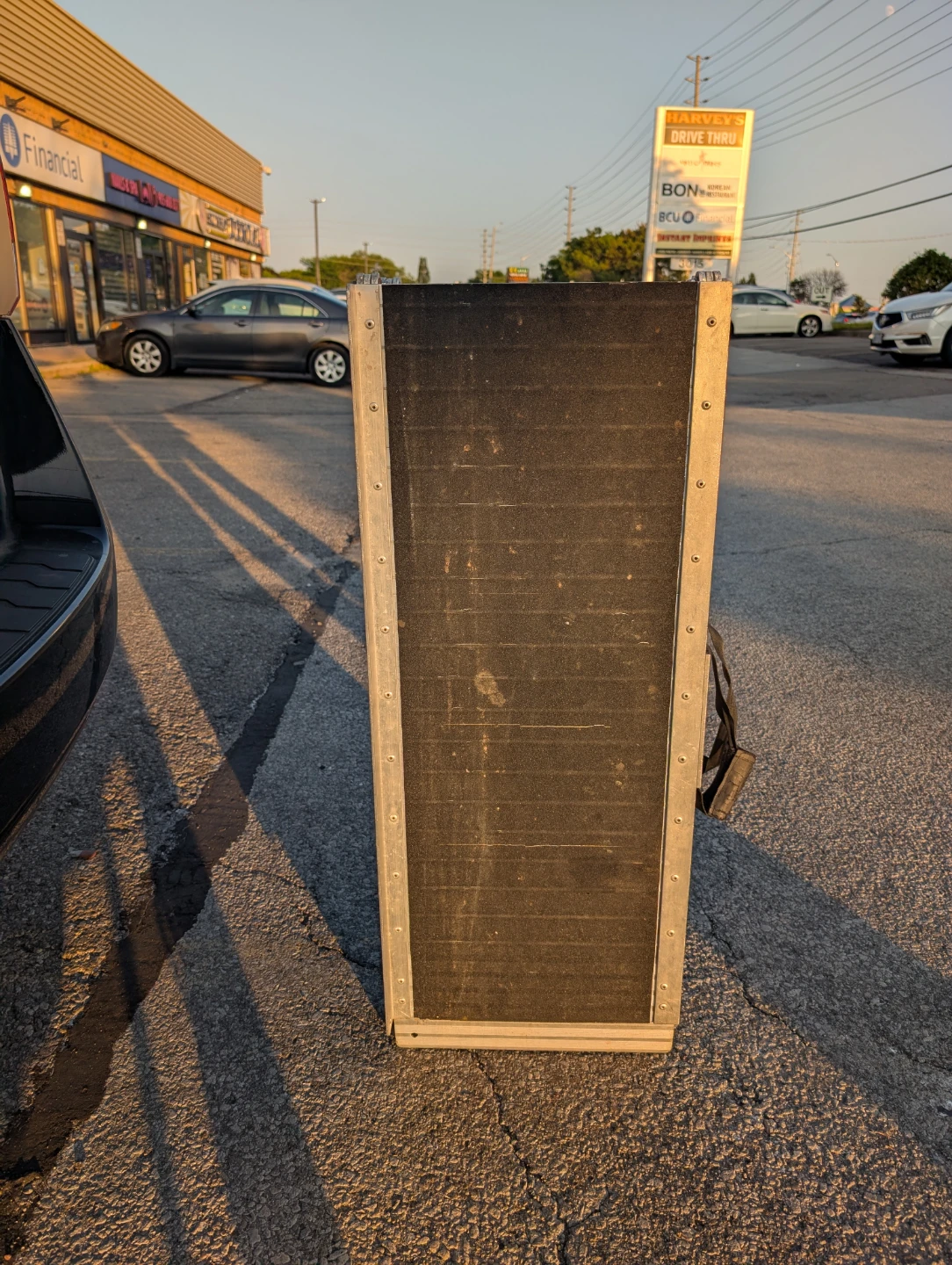 Priced to sell -- EZee Life Portable Folding Aluminum Ramp