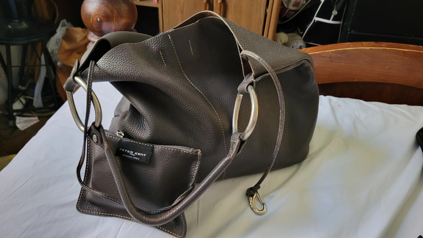 Peter Kent leather gray bag