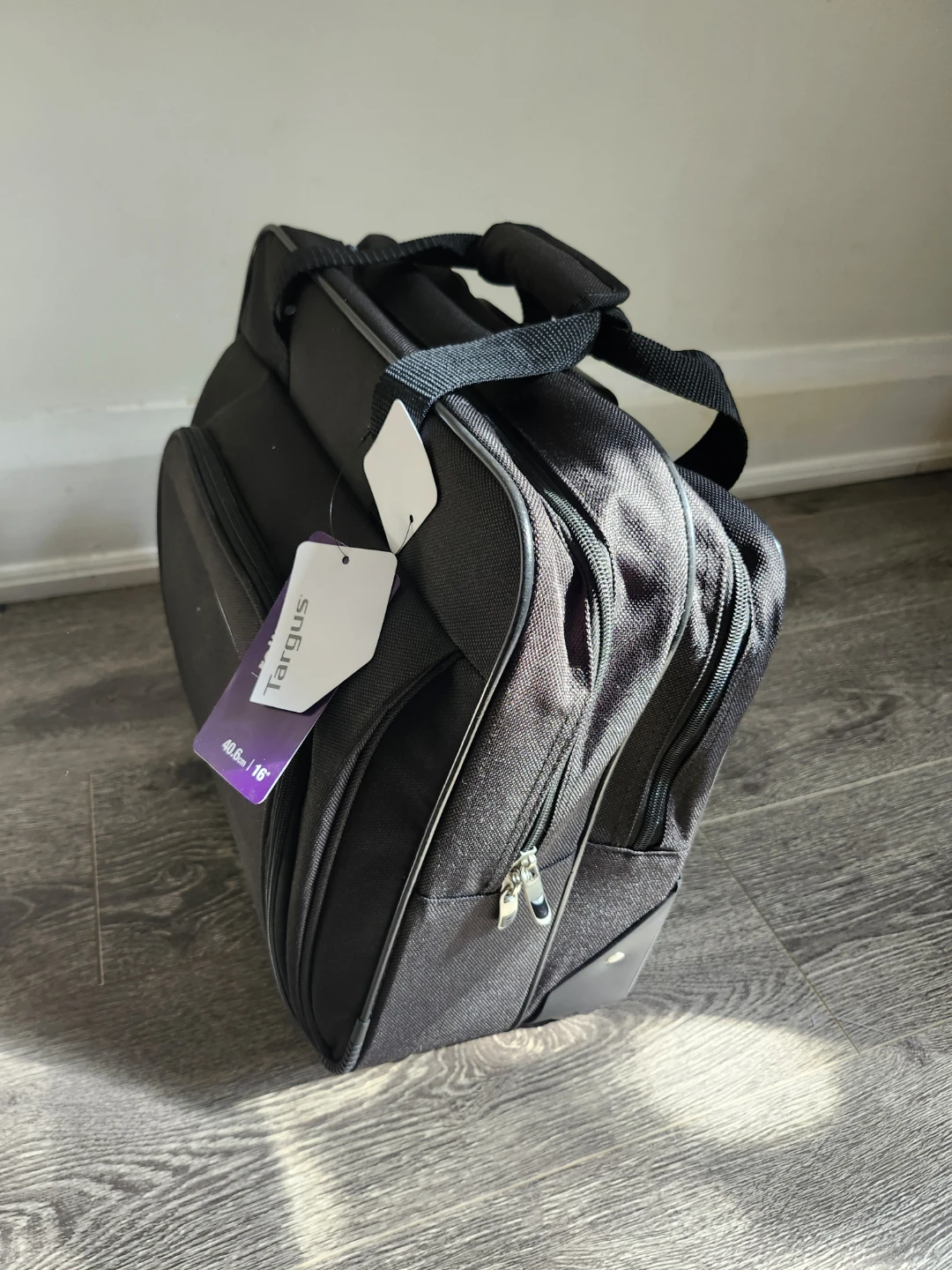 Brand new Targus Rolling Laptop Bag - photo 3
