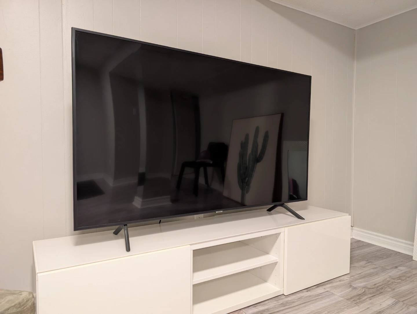 65' Samsung 4K LED Smart TV (UN65NU7100) - photo 4