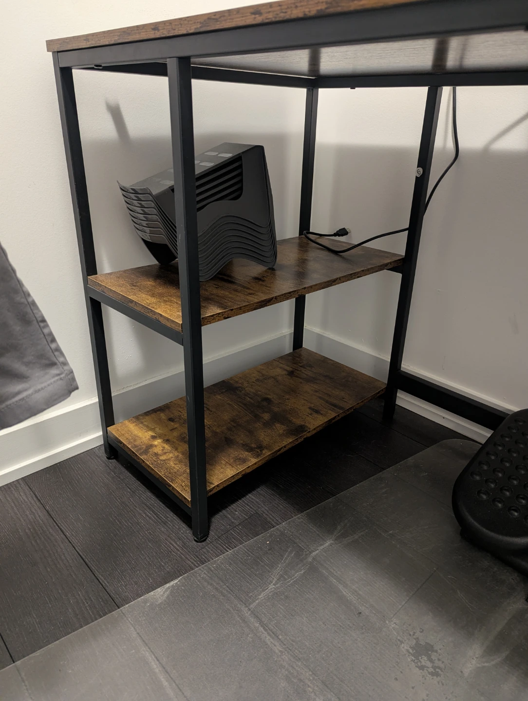 Rustic brown computer desk with side shelves - photo 4