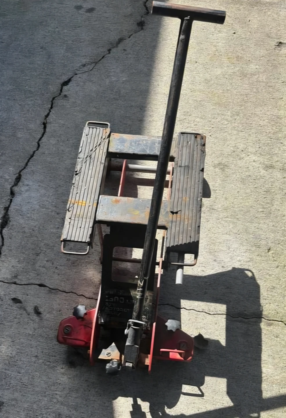Powerbuilt 1500 lbs ATV and Motorcycle Jack