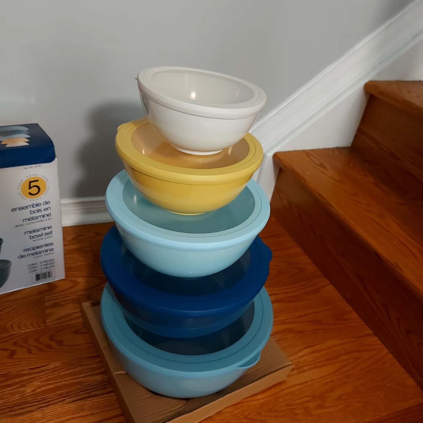 5-Piece Melamine Bowl Set with Lids - photo 2