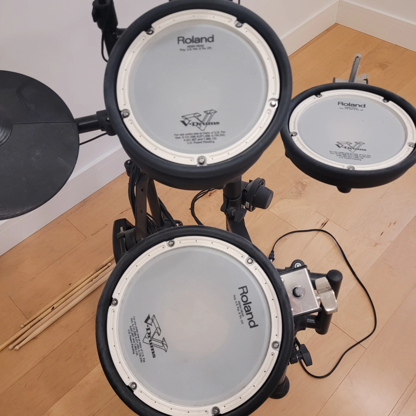 Roland V-Drums Electronic Drum Set - photo 2