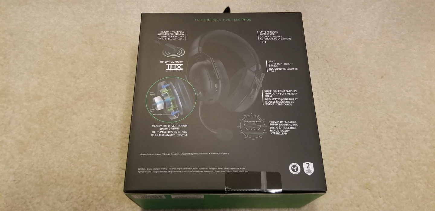 Razer BlackShark V2 HyperSpeed Wireless Gaming Headset - photo 2