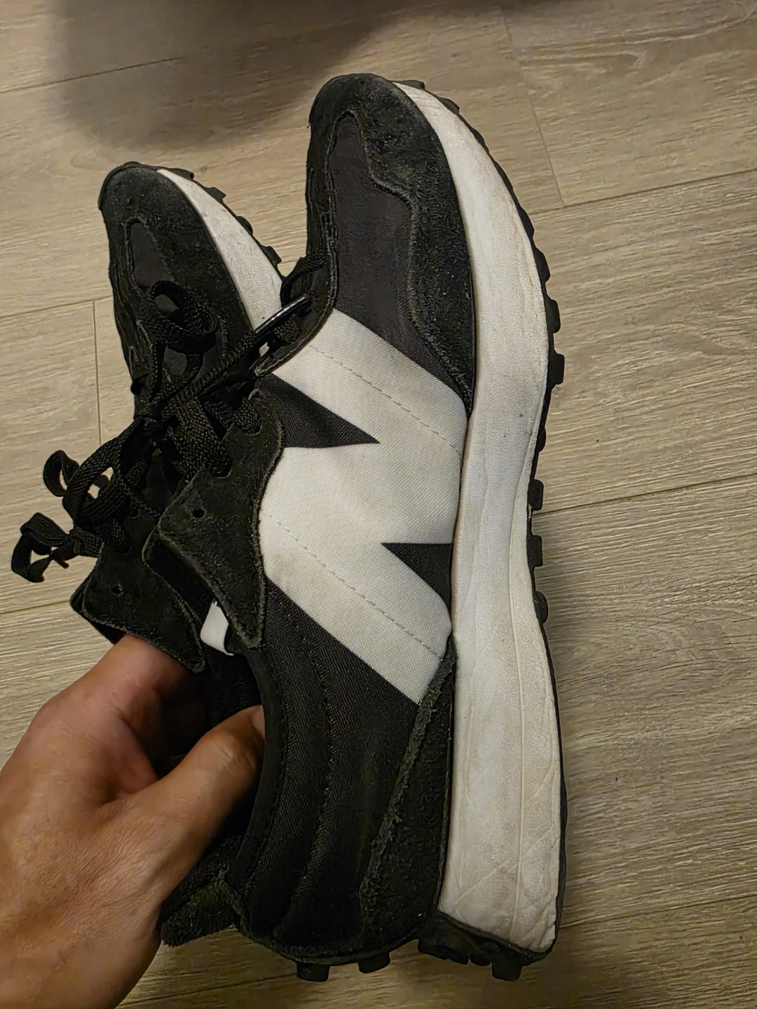 New Balance 327 Sneakers Black - photo 2
