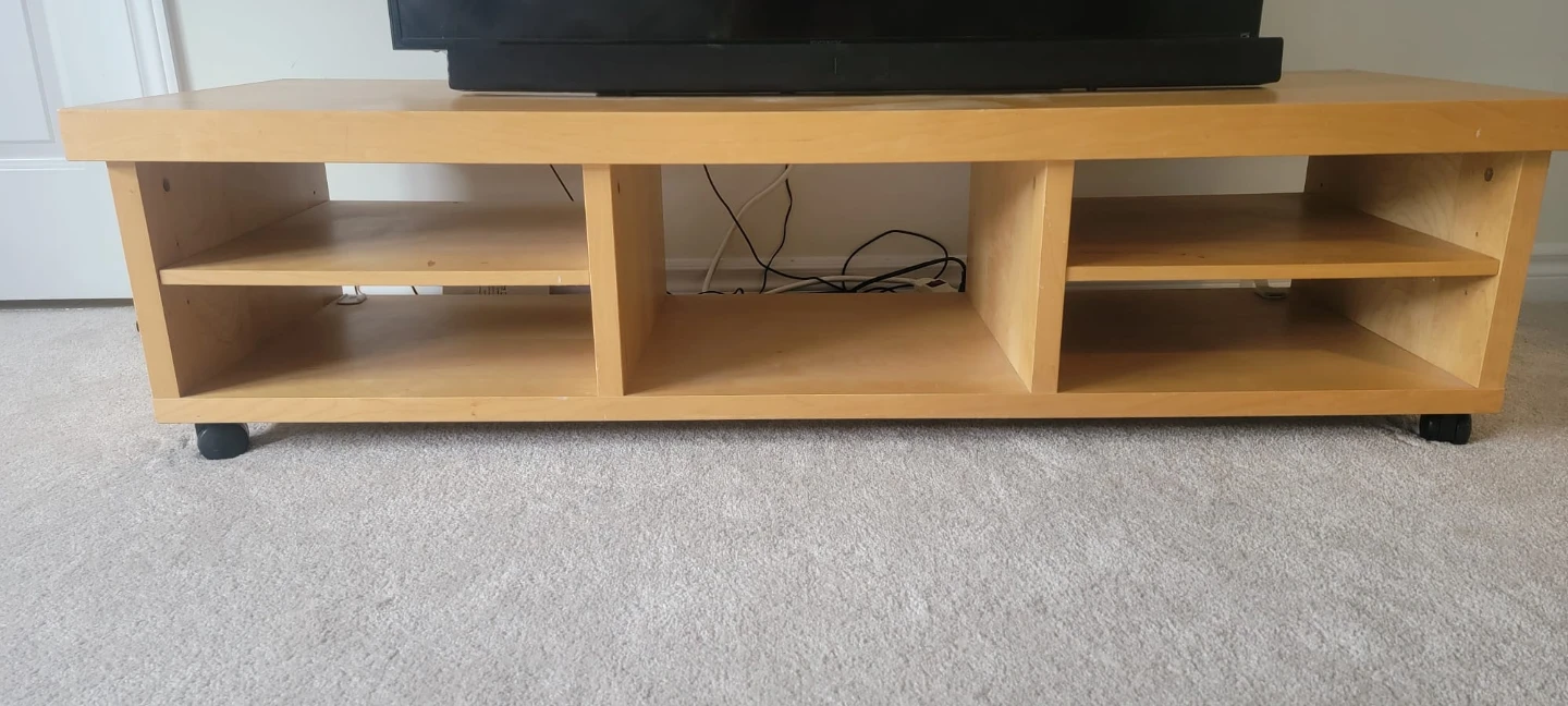 TV Bench with Wheels