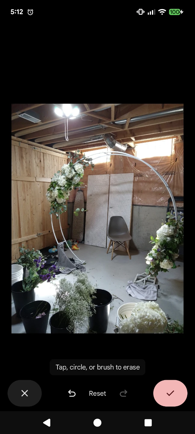 White Metal Circular Wedding Arch - photo 2