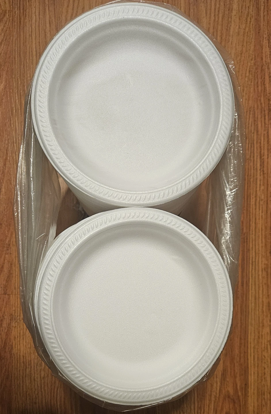 250 Count Styrofoam Plates & plastic Tablecloth ✨️ - photo 2
