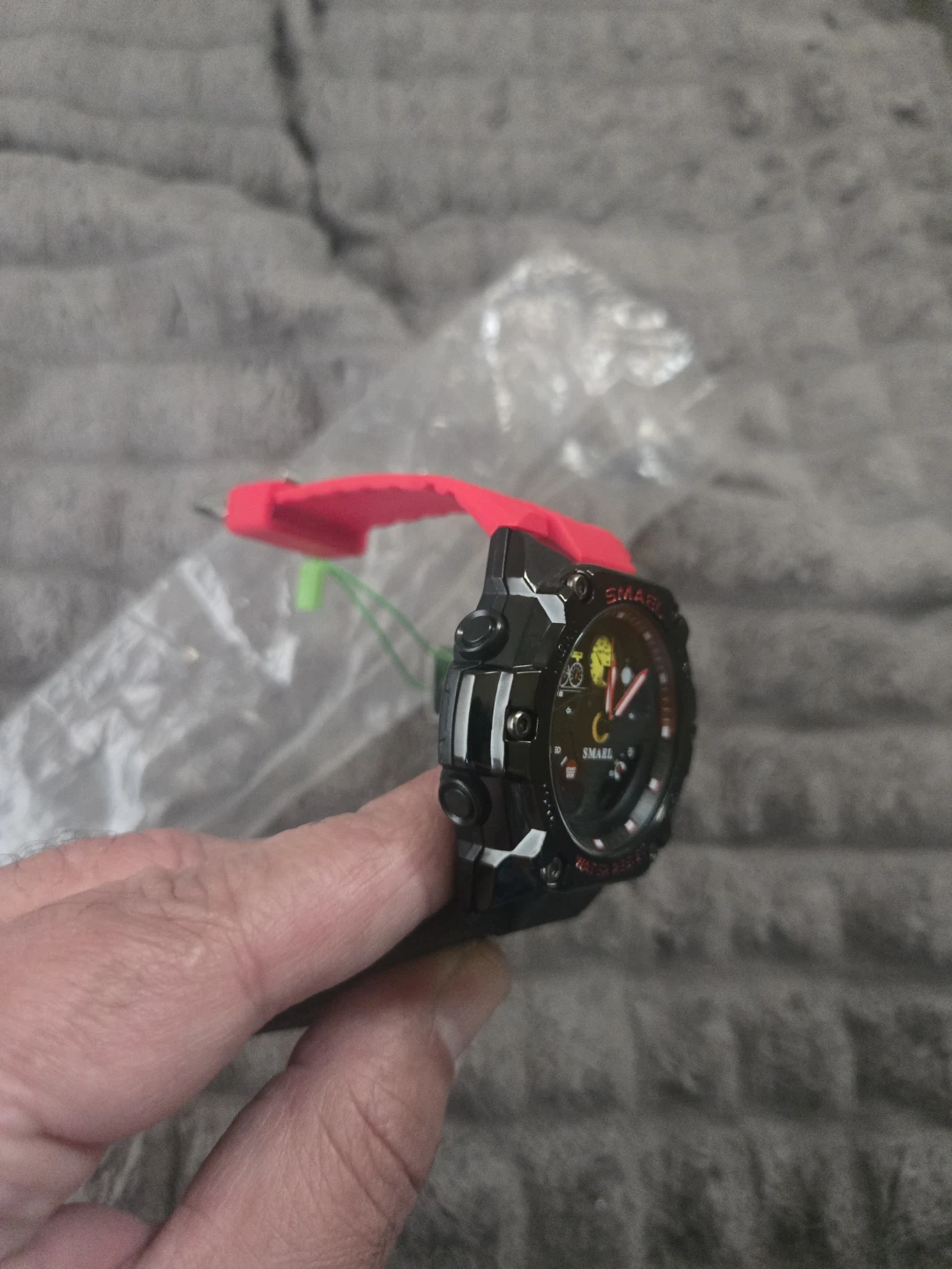 Smael Sports Watch Black and Red - photo 2
