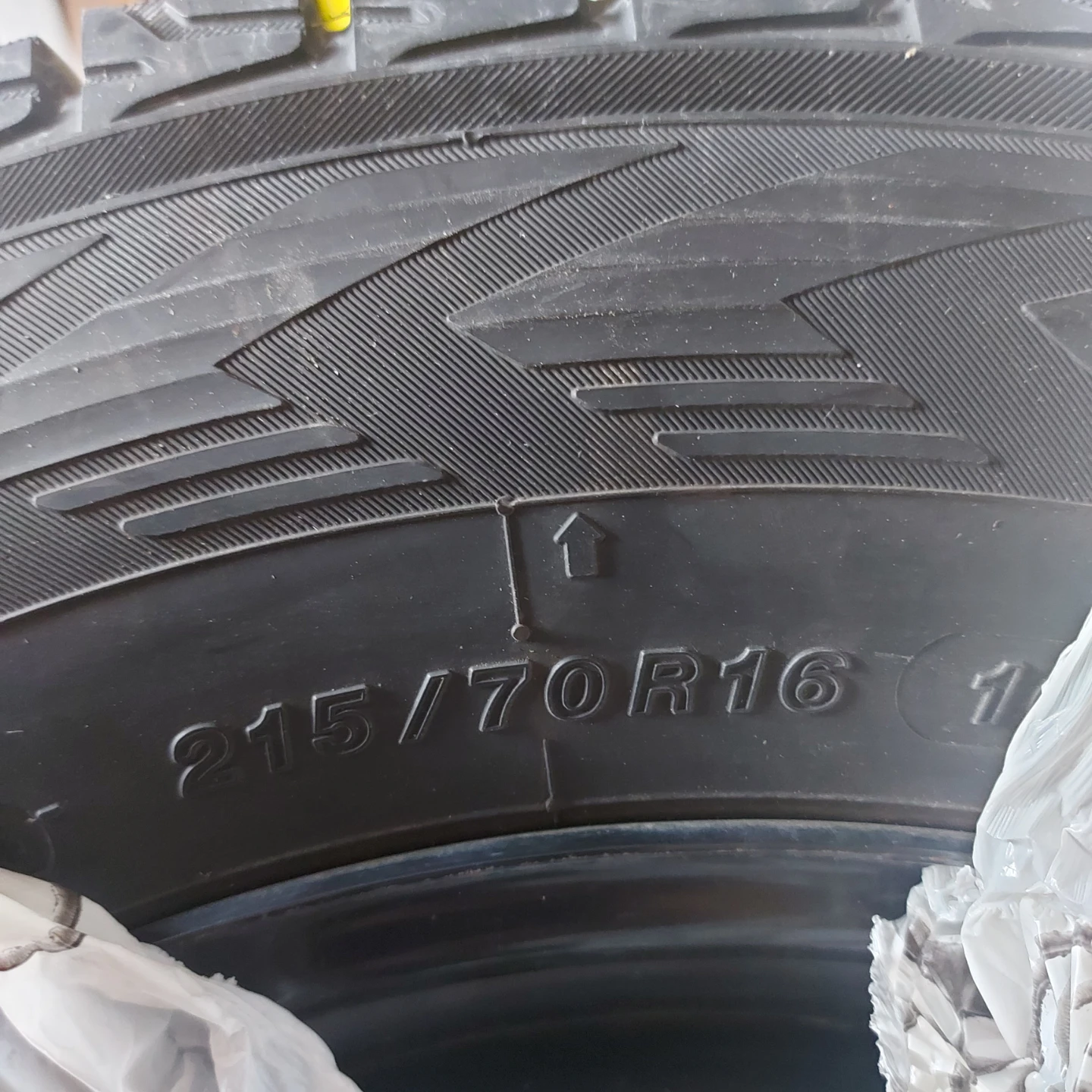 215/70R16 Winter Tire