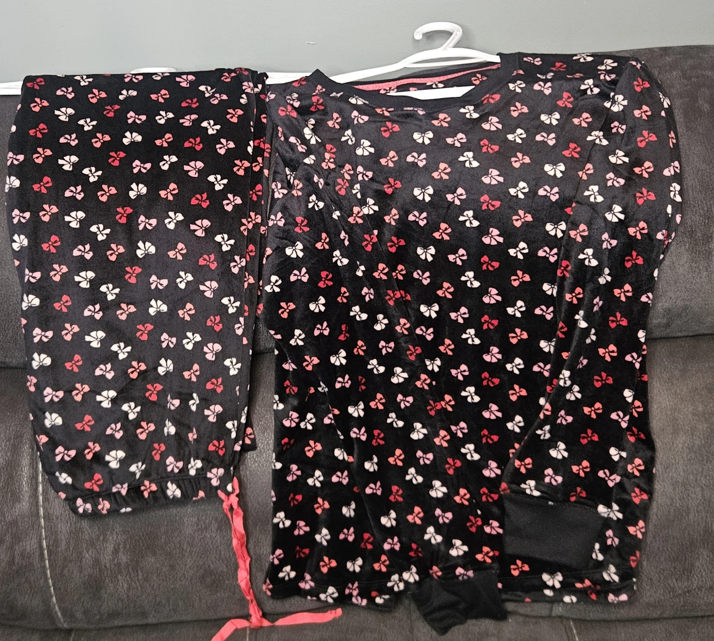 Kate Spade New York Pajama Set