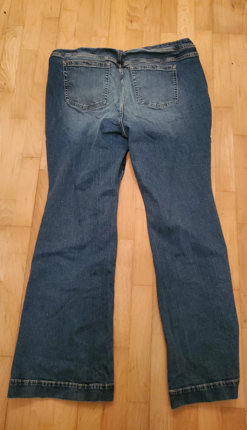 Ladies Jeans - photo 3
