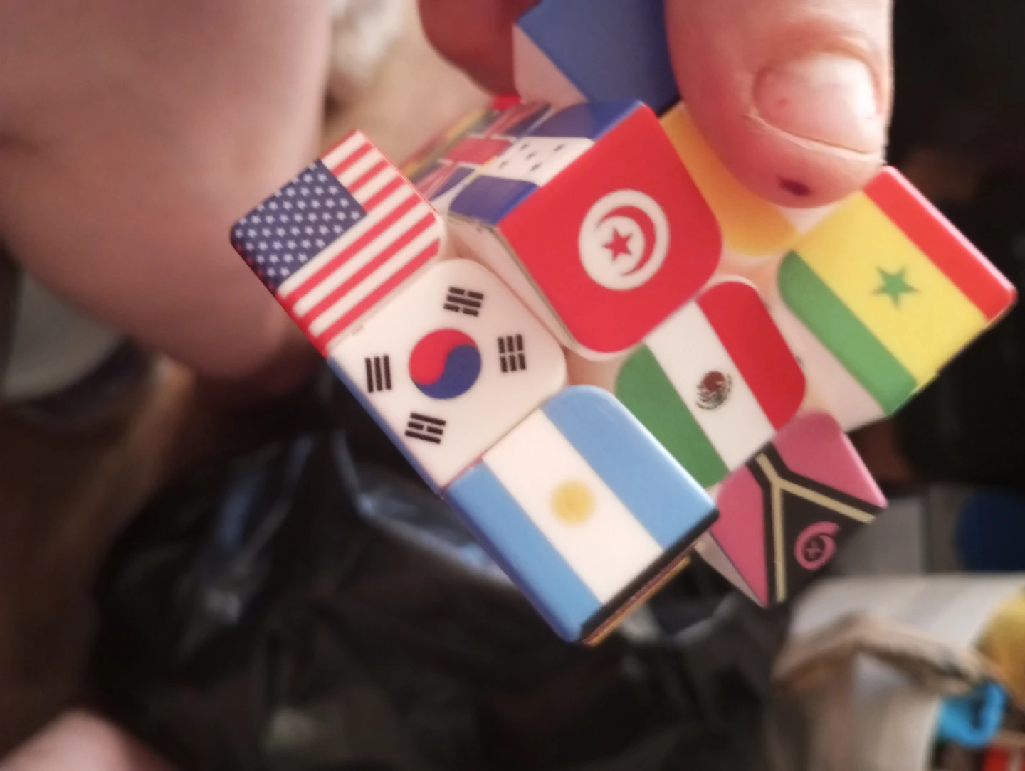 World Flags Rubik's Cube Puzzle - photo 2