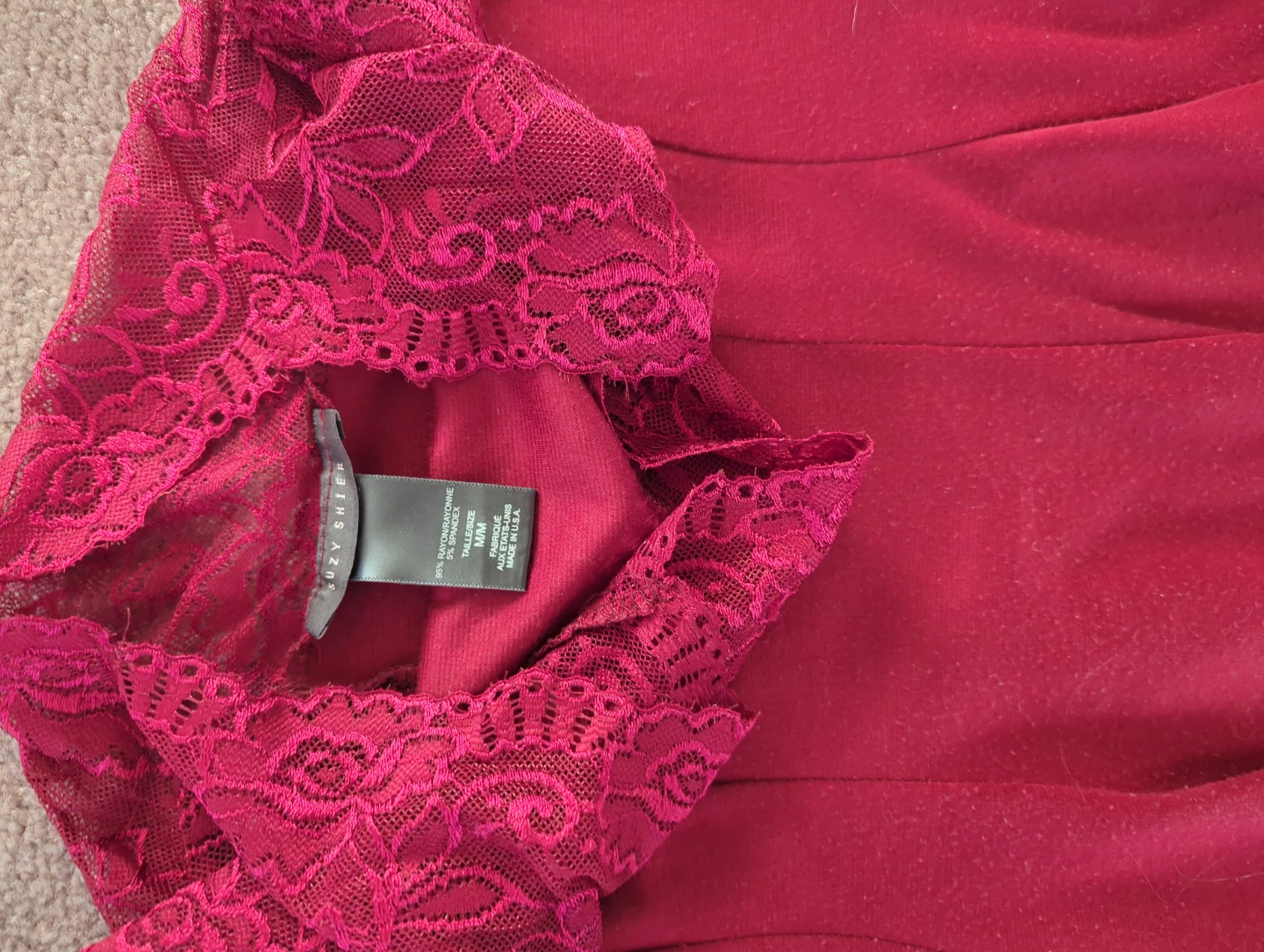 Suzy Shier Red Lace Peplum Top - photo 3