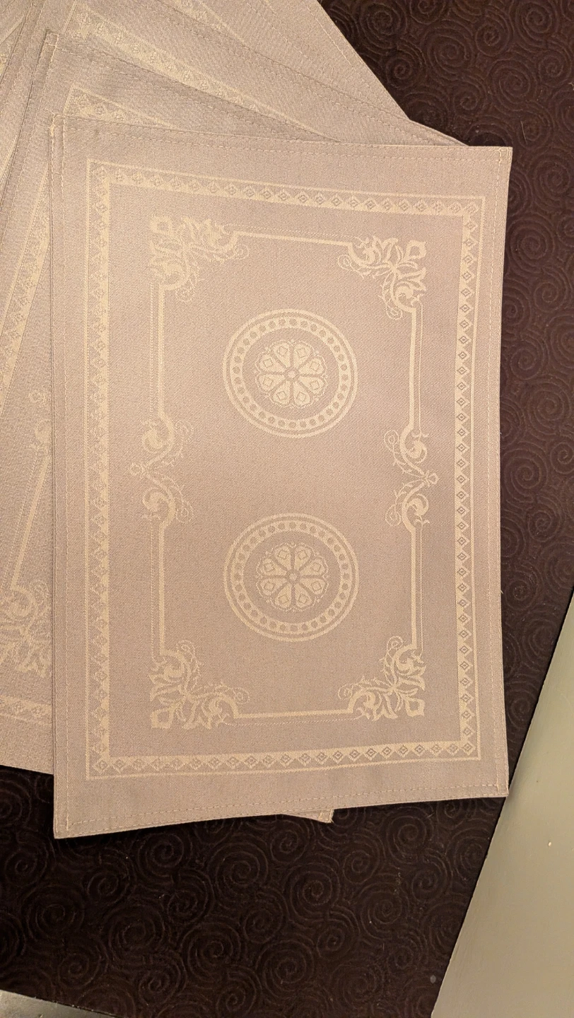 Set of 5 Elegant Decorative Placemats - photo 2