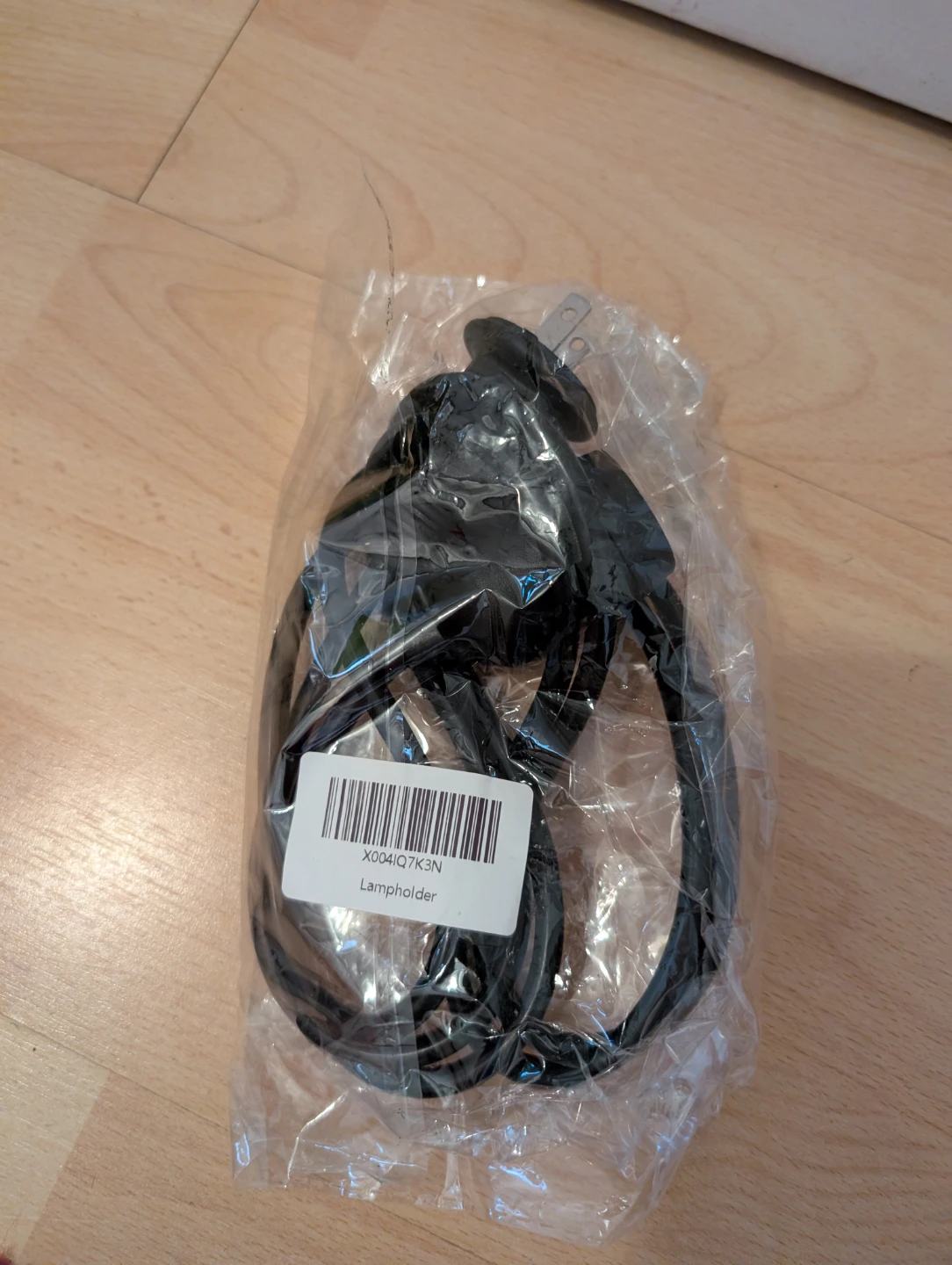 Black Lampholder with Power Cord