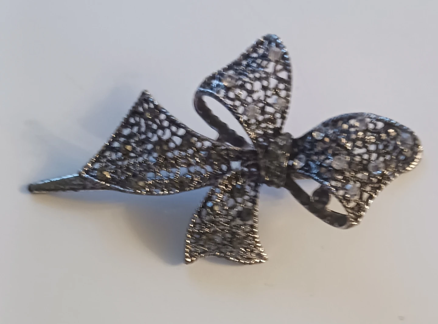 Vintage Silver Colour Filigree Bow Hair Clip