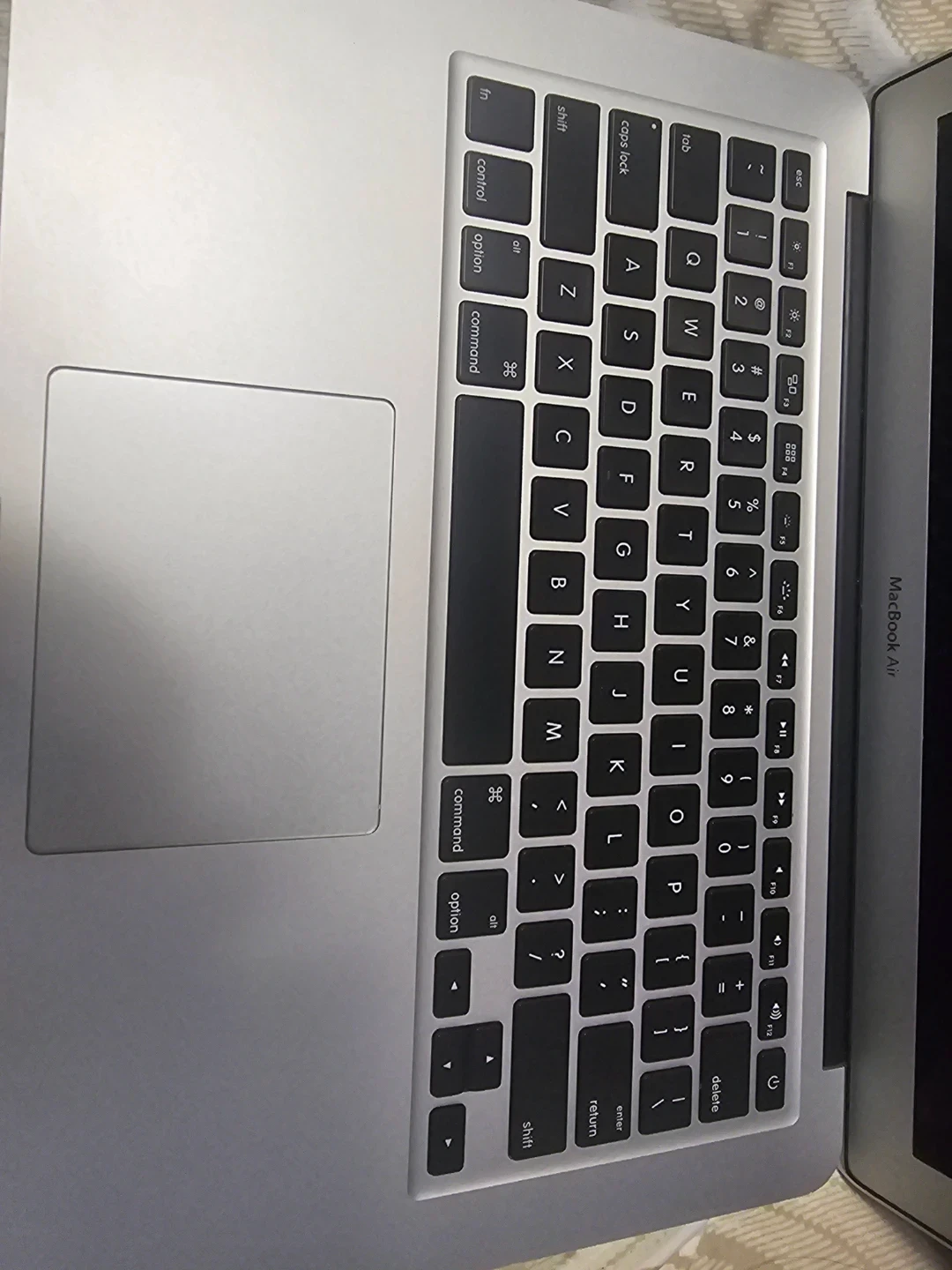 Apple MacBook Air Silver Laptop - photo 3