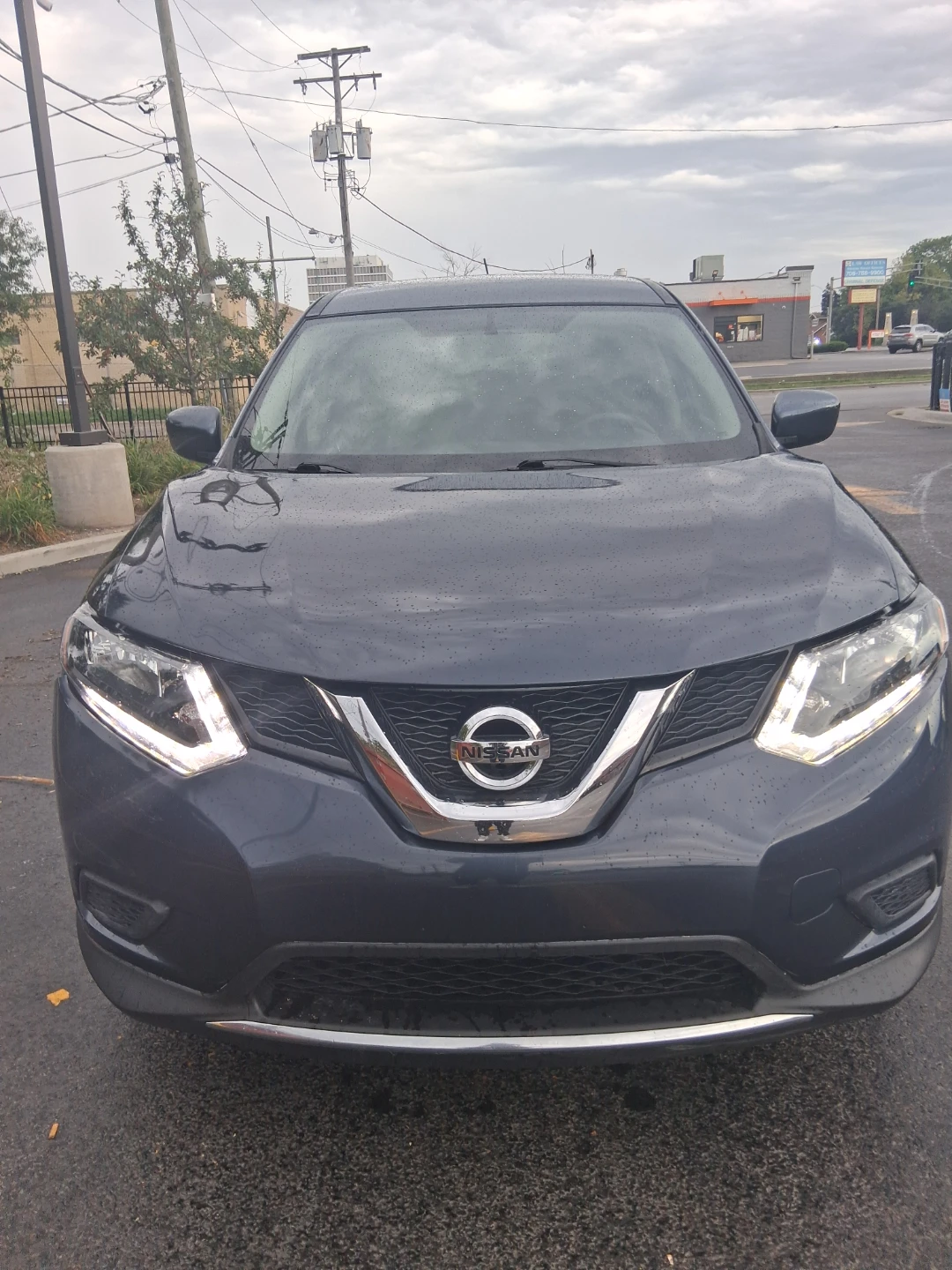 Nissan Rogue SUV - photo 4