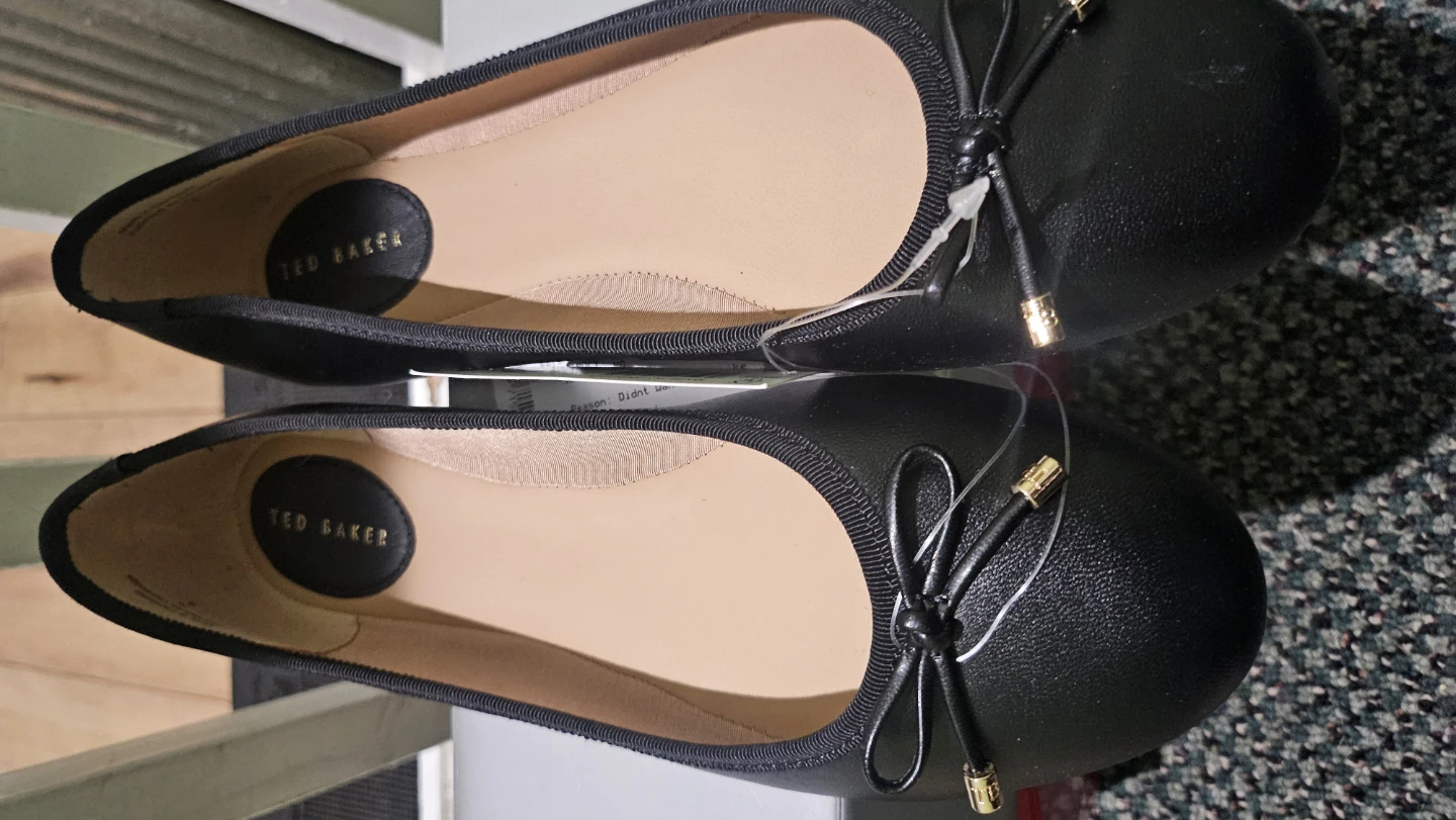 Ted Baker Black Ballet Flats - photo 3