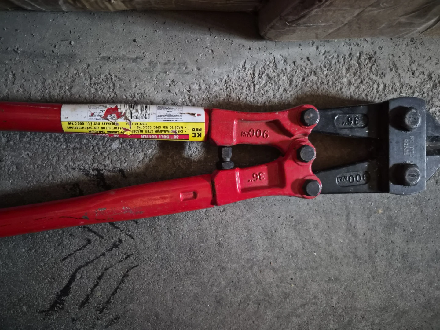 Two 36 inch bolt cuttets - photo 2