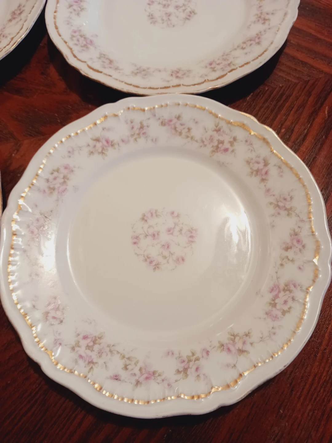 Set of 4 × Theodore Haviland Limoges Floral Plates - photo 3