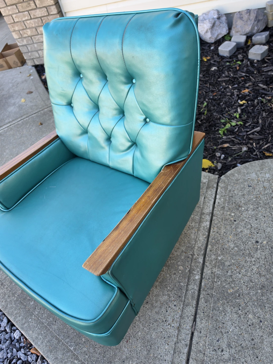 Vintage Mid-Century Modern Teal Tufted Armchair - photo 3