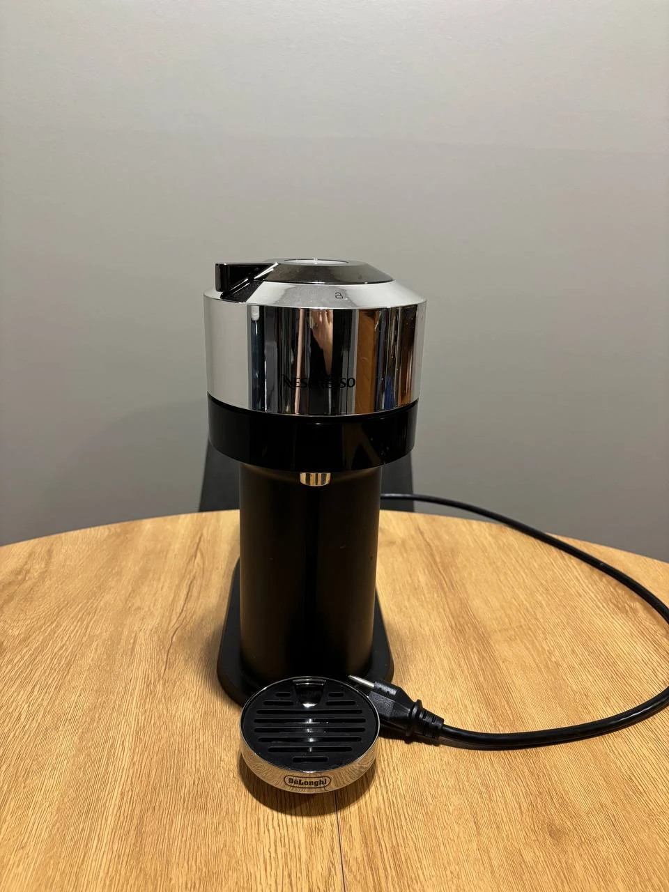 Nespresso De’Longhi Coffee Machine