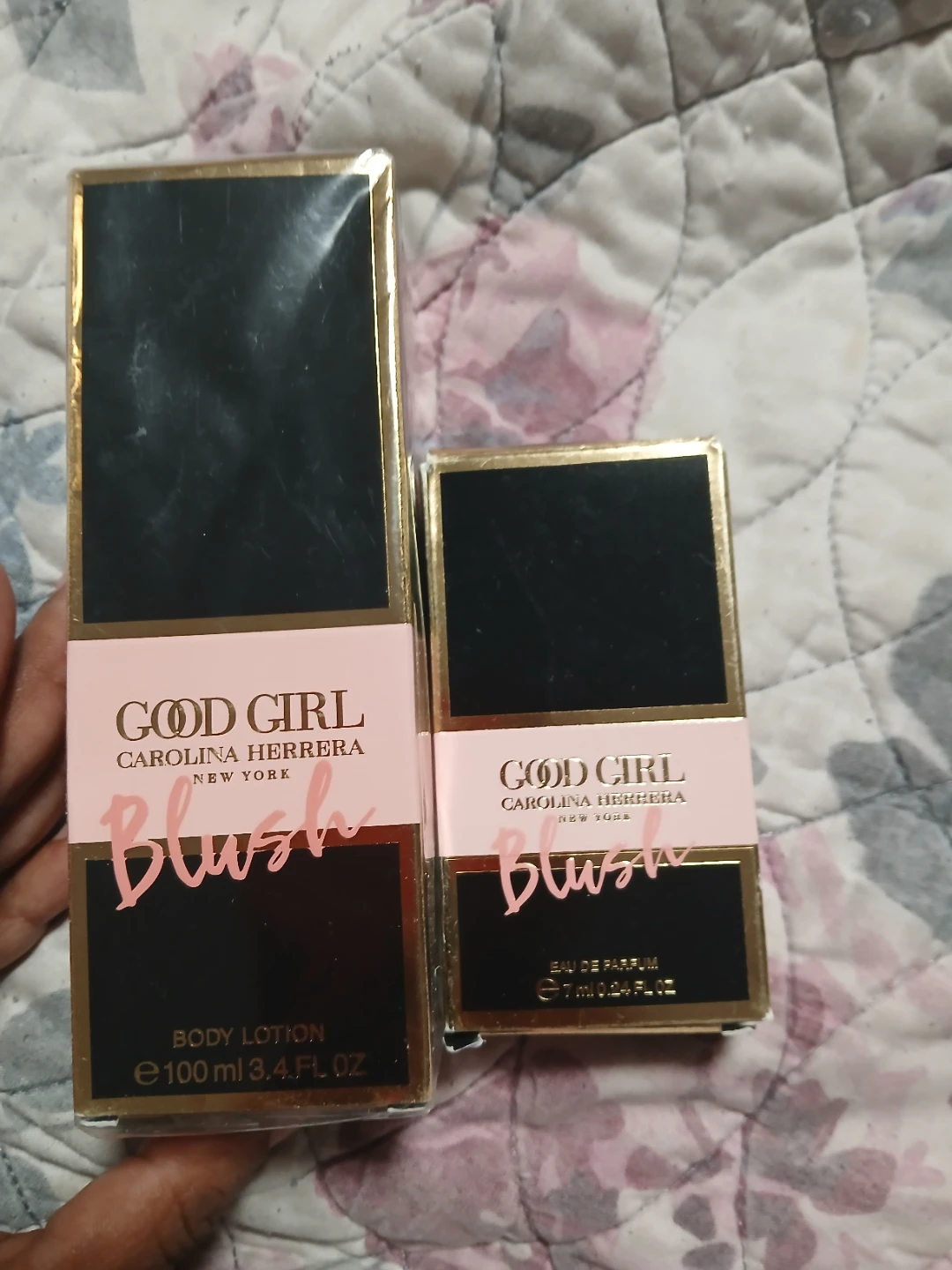 Carolina Herrera Good Girl Blush 7ml& 100ml lotion firm price