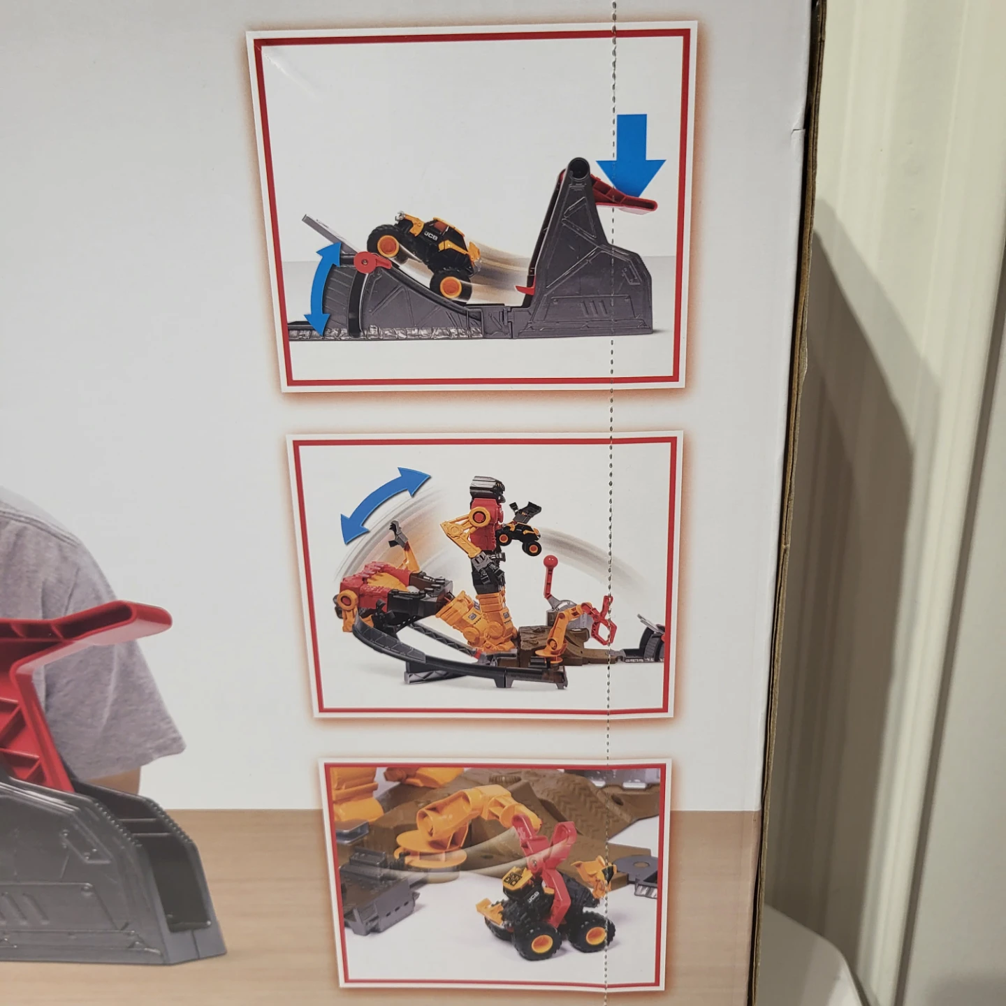 Monster Jam Smash & Bash Smashbot Playset - photo 4