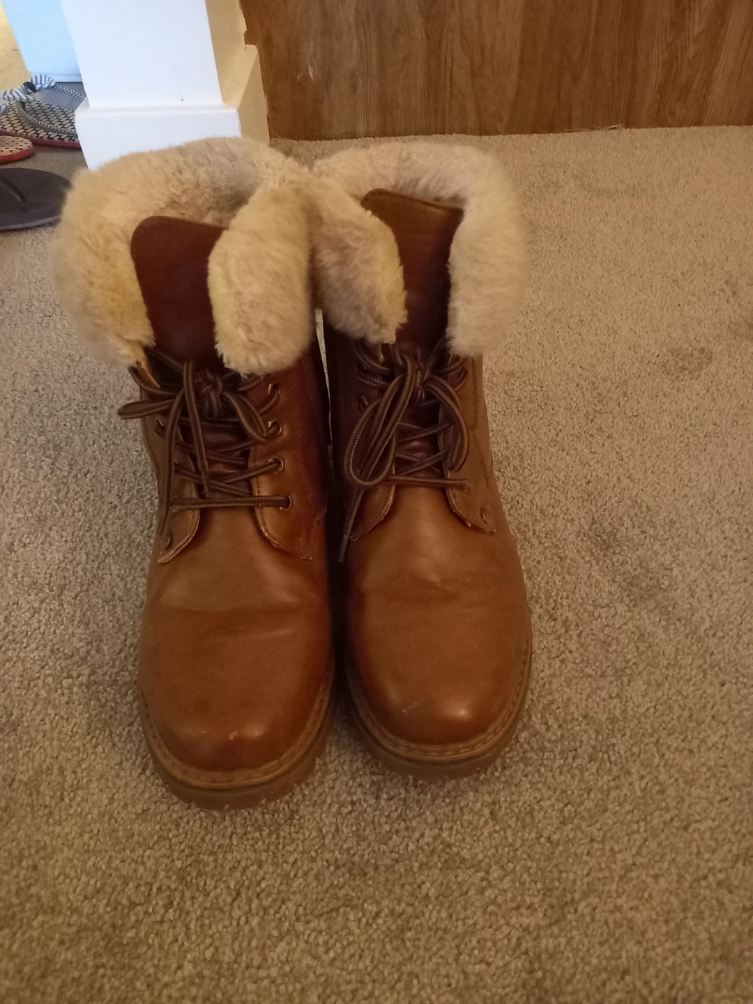 Brown Lace-Up Winter Boots