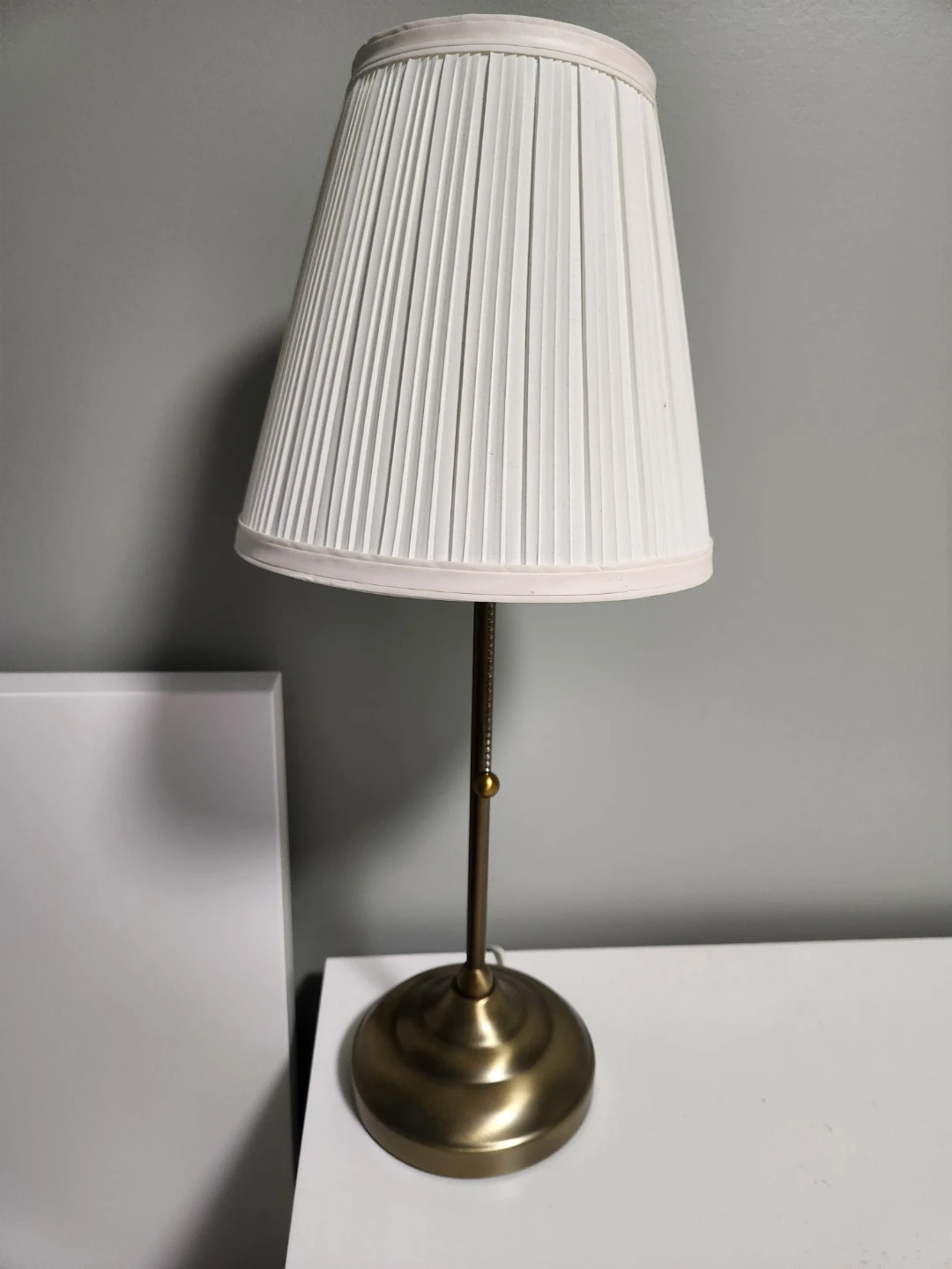 Classic Brass Table Lamp with Pleated Shade - photo 2