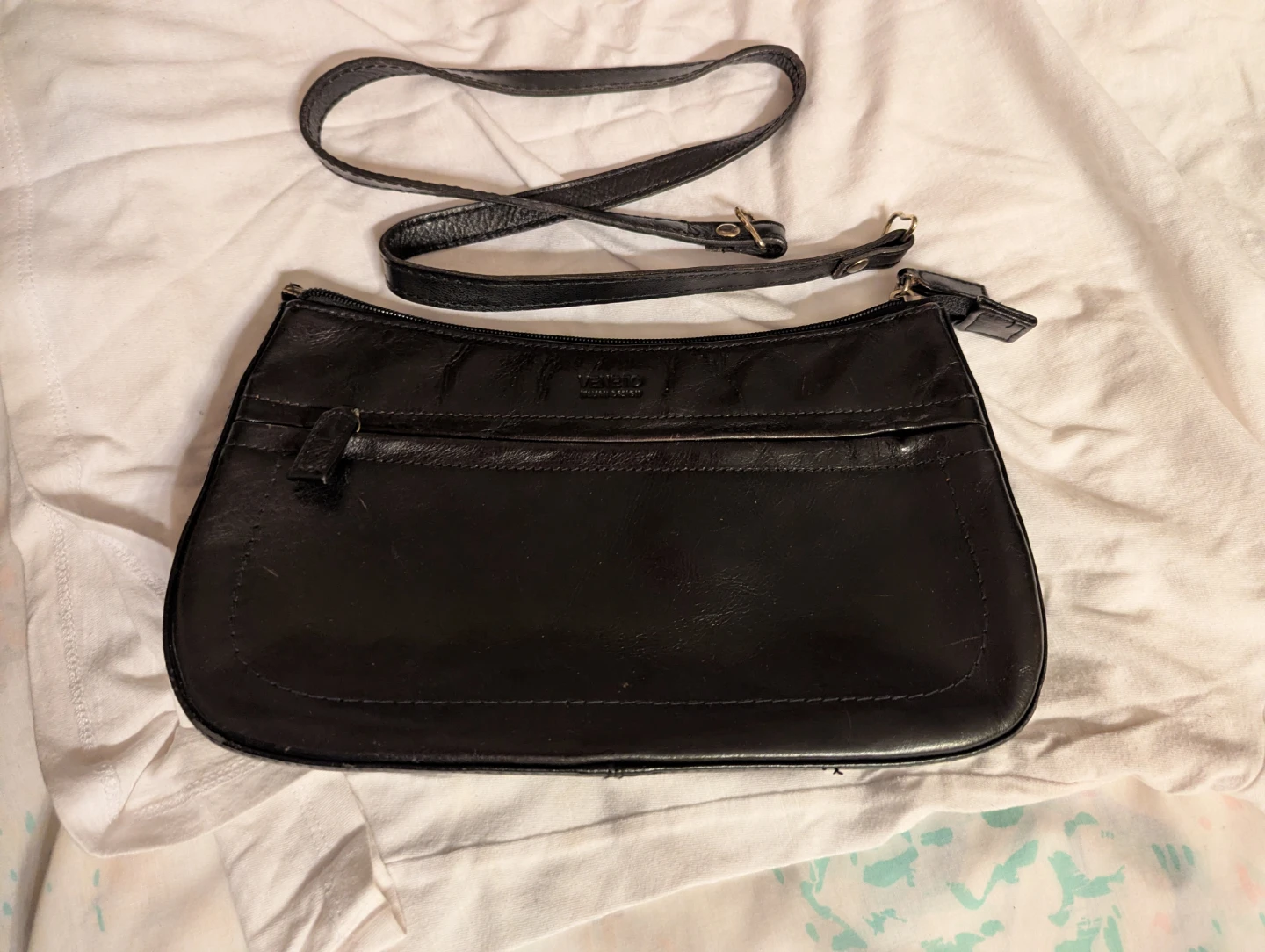 Veneto Black Leather Crossbody Bag - photo 2