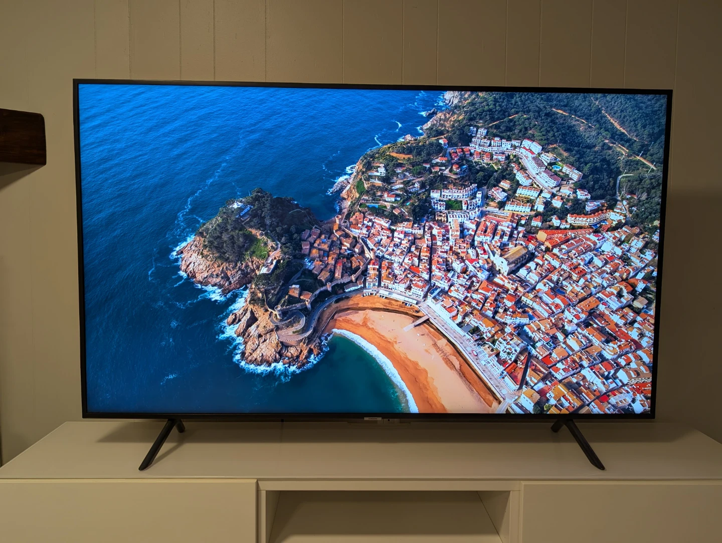65' Samsung 4K LED Smart TV (UN65NU7100) - photo 2