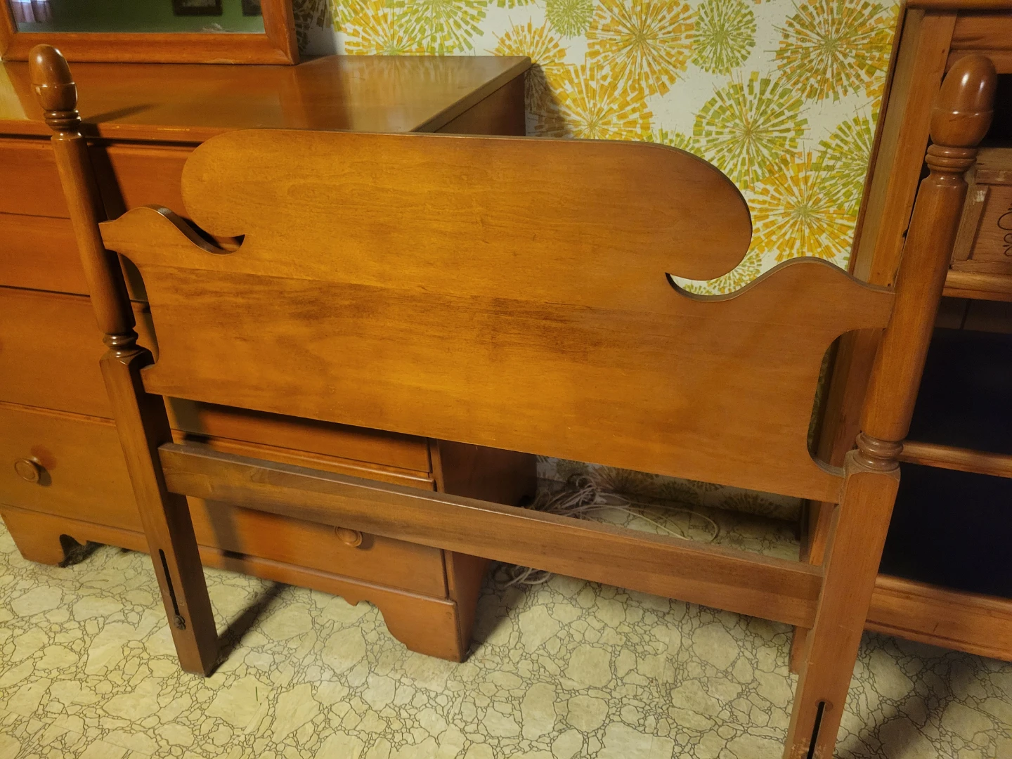 Ethan Allen Baumritter Dresser, Mirror and Headboard - photo 2