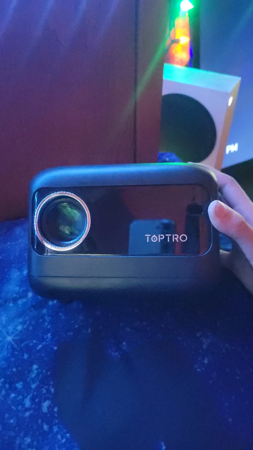 Toptro Portable Projector