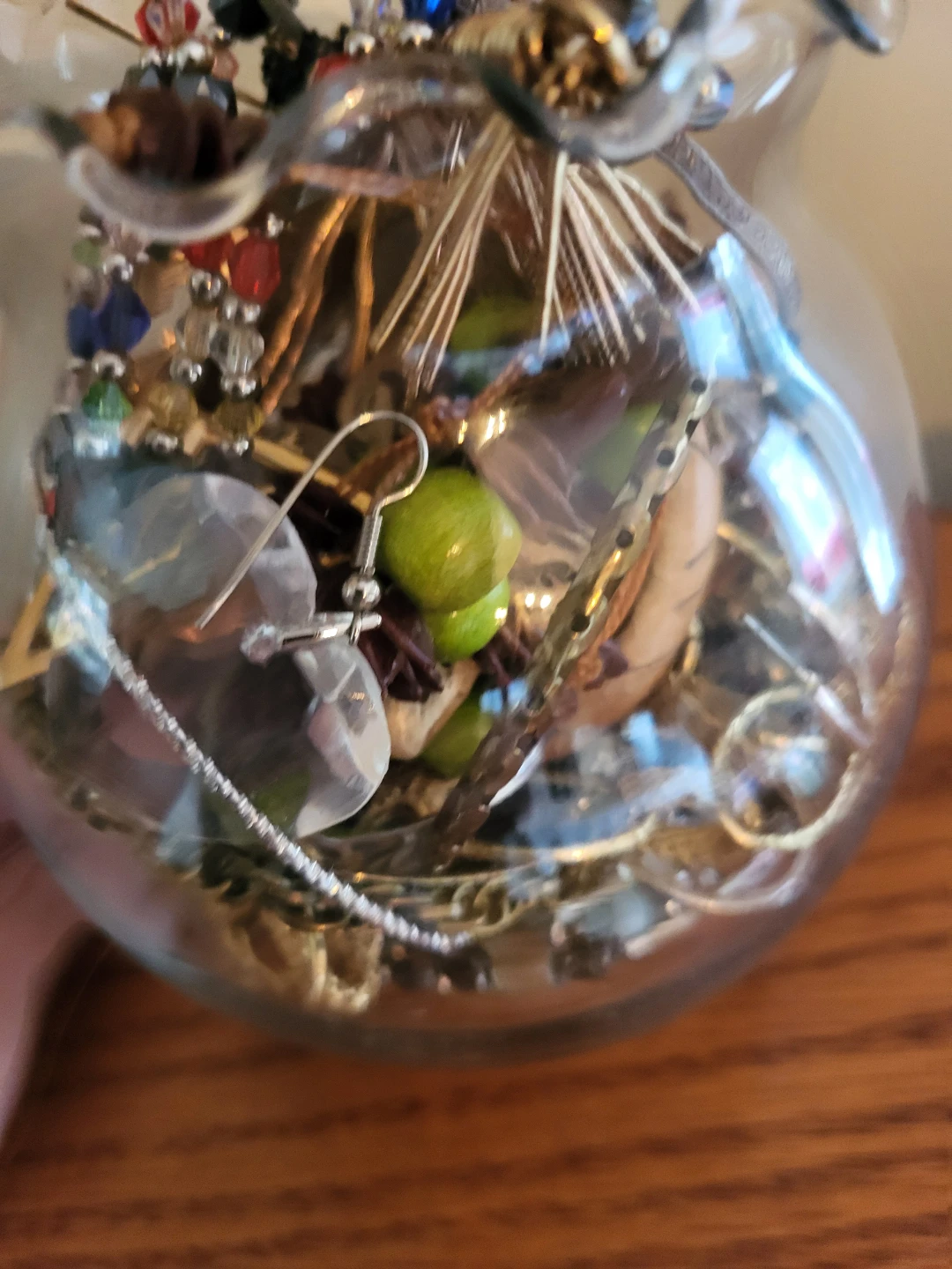 Assorted Costume Jewelry in Decorative Glass Vase - photo 3