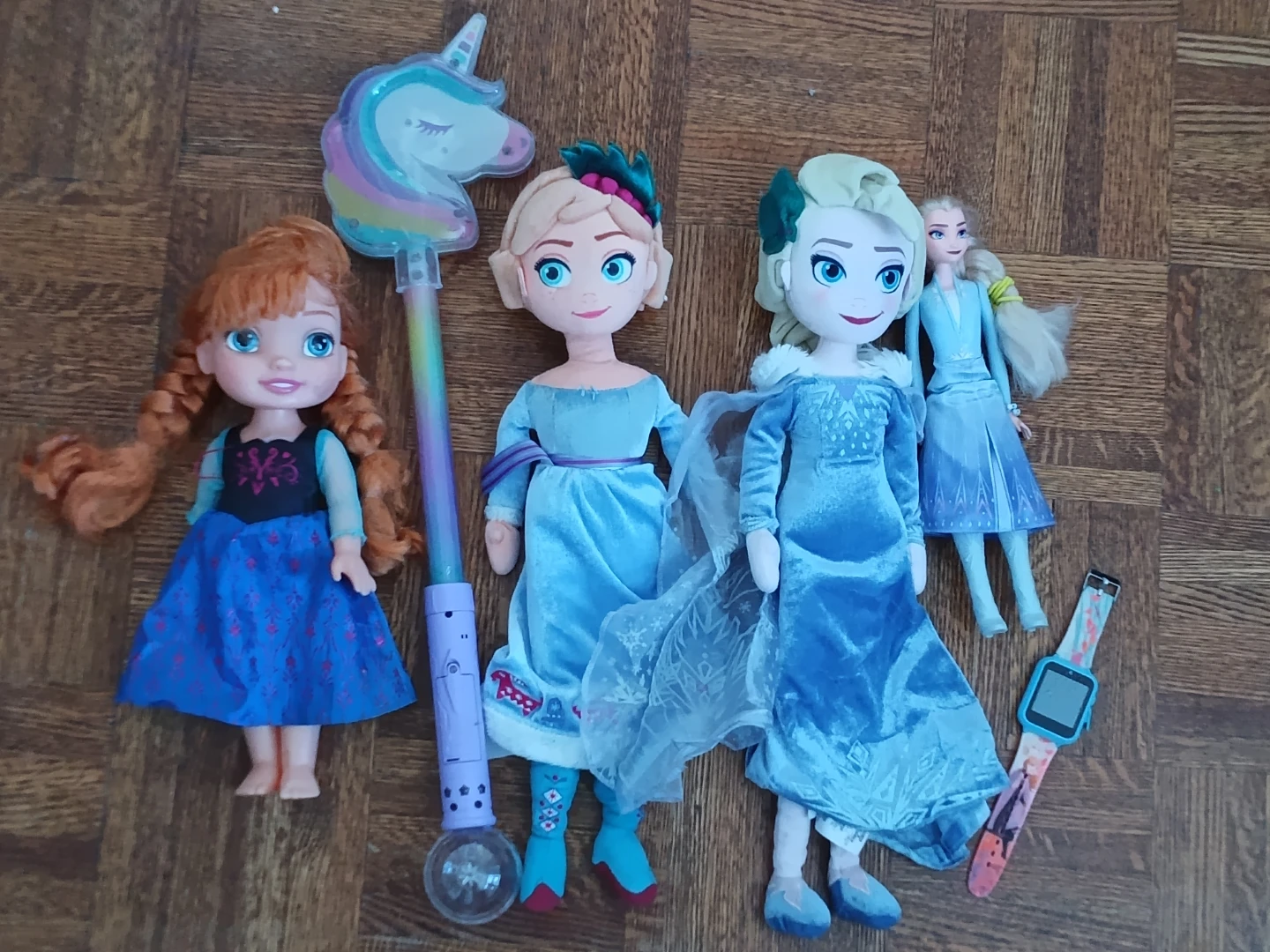 Frozen Doll and Toy Set