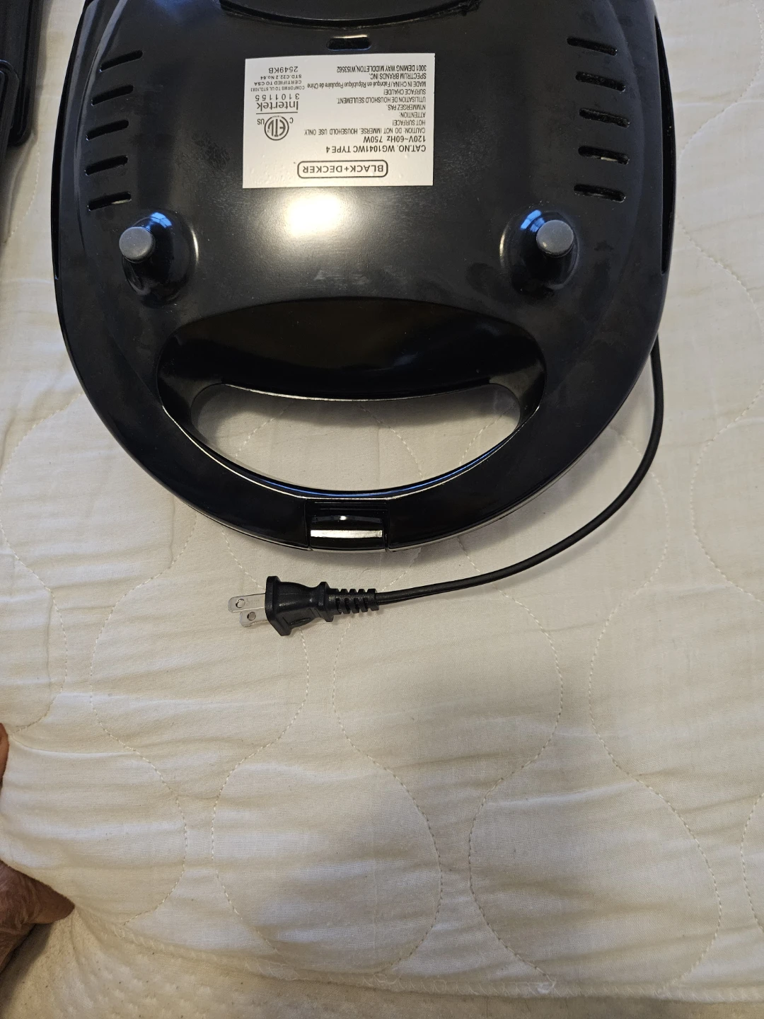 $8 Waffle Maker 4-in-1 Black and Decker Round - photo 2
