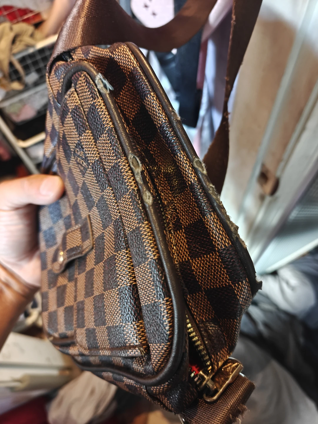 Louis Vuitton Damier Ebene Crossbody Bag - photo 2