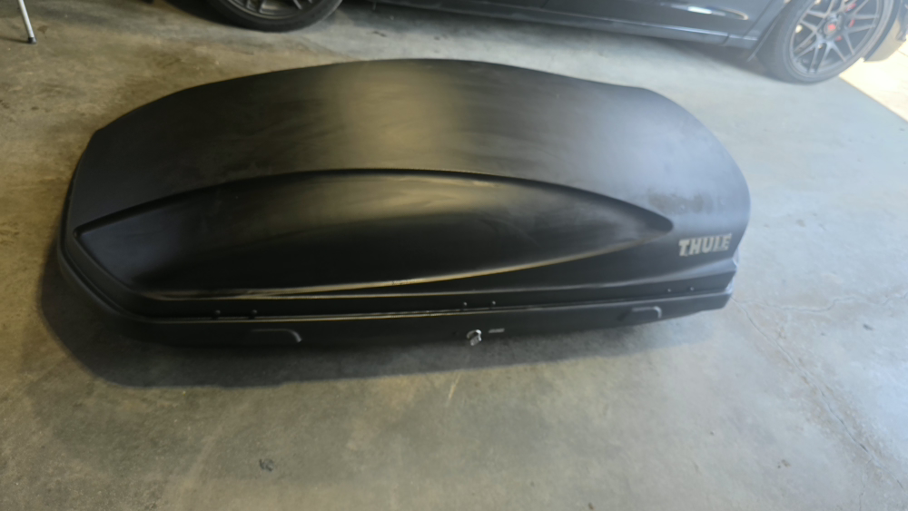 Thule Roof Cargo Box - photo 2