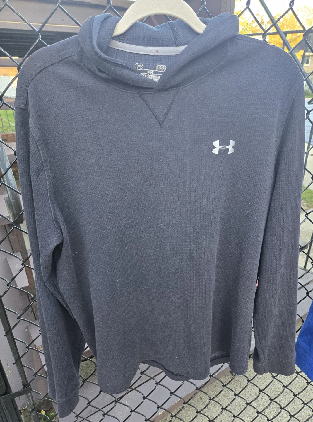 COLDGEAR Under Armour Men's LARGE. 3 Tops EUC. - photo 3