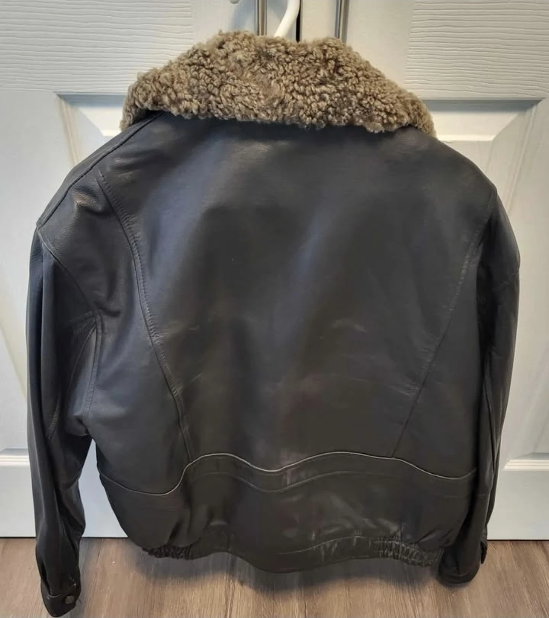 Leather bomber jacket - photo 2