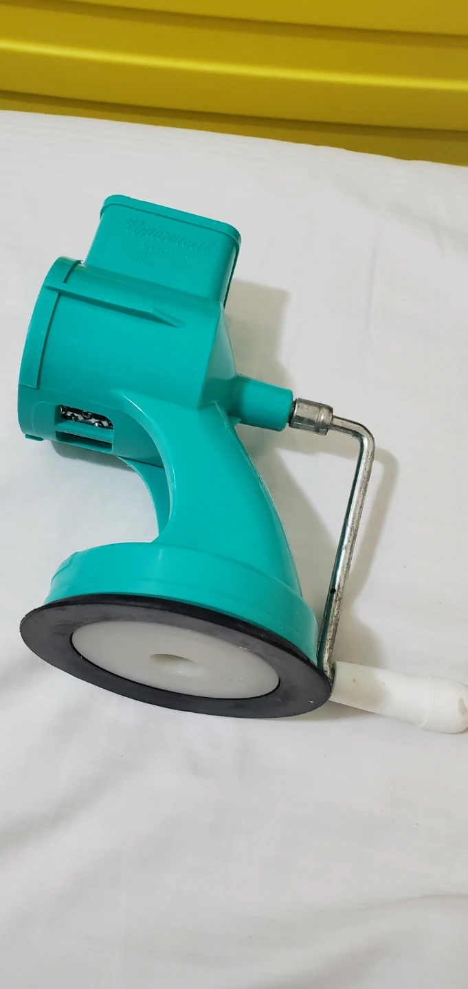 Universal Food Grater and Slicer
